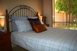 Bed 2 (2008-10-31)