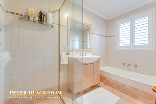 Main Bathroom (2018-11-01)