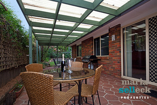 Outdoor Entertaining (2015-02-12)