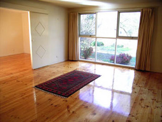 Lounge (2004-07-15)