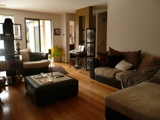 Living Room (2013-12-03)