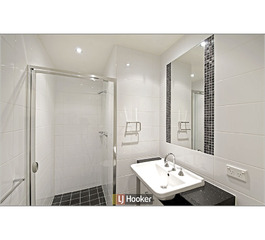 Bathroom (2014-09-17)