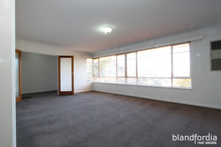 Living Room (2014-08-21)