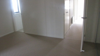 Bedroom 1 (2012-08-28)