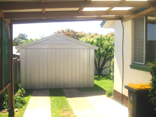 Garage (2002-10-29)