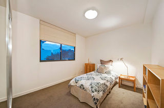 Bedroom 3 (2011-10-27)