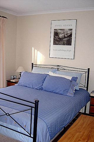 Bed 1 (2004-10-15)