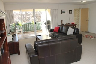 Living Room (2015-06-15)