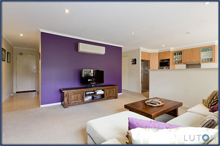 Living Room (2011-05-19)