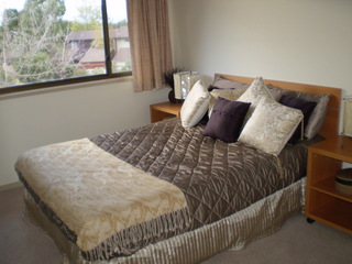Bed 2 (2007-06-19)