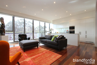 Living Room (2014-11-11)