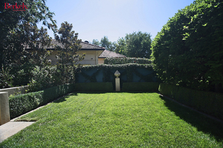 Garden (2010-03-12)
