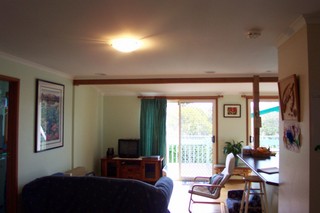 Family room (2004-09-14)