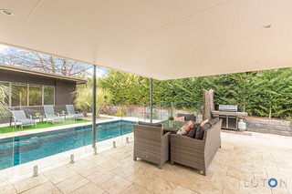 Outdoor Entertaining area to pool (2015-08-19)