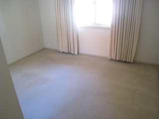 Bedroom 2 (2011-10-06)
