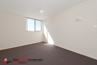 Lounge Room/Bedroom (2014-04-09)