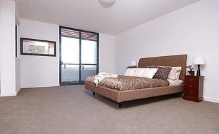 Bed 1 (2005-02-09)