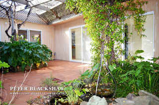 Central Courtyard (2013-07-09)
