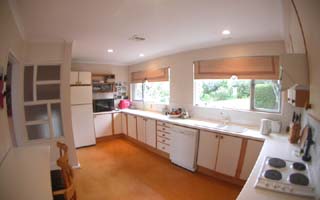 Kitchen (2003-08-15)