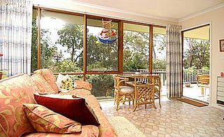 Family room (2004-03-11)