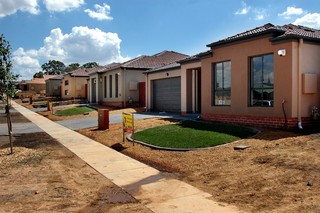 Main (2006-02-07)