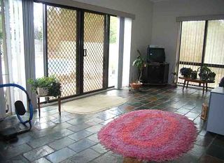 Family room (2007-04-26)