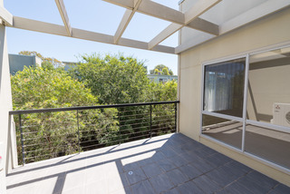 Balcony (2014-03-02)