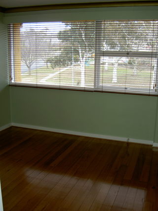 Bed 1 (2005-10-20)