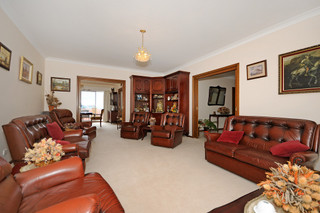 Lounge (2010-06-09)