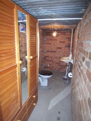 3rd WC under house (2010-01-10)