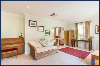 Living room (2013-11-13)