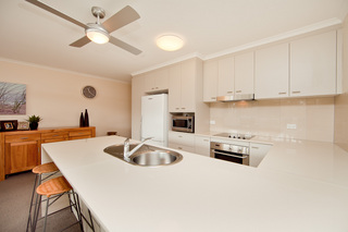 Kitchen (2010-08-11)