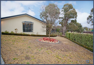 Rear Garden/Play area (2011-07-26)