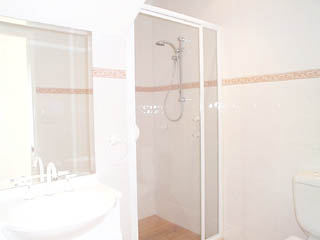 Bathroom (2002-08-15)