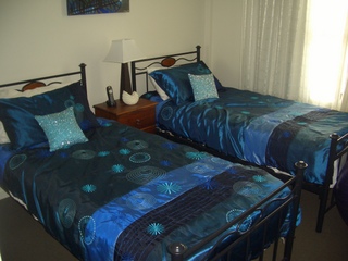 Bed 2 (2008-07-11)