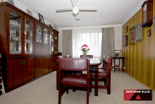 Living Room (2011-03-30)