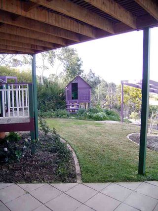 Patio to Garden (2005-09-01)