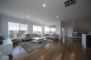 Family Room (2015-11-17)