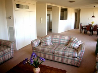 Lounge (2004-09-06)