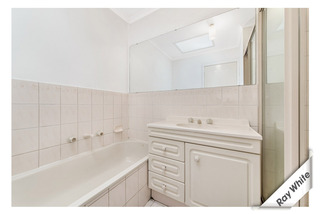 Bathroom (2015-11-19)