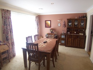Dining (2010-01-13)