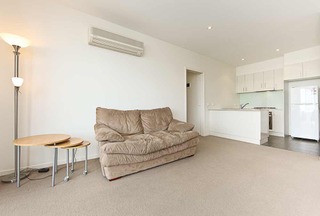 Living Room (2014-05-01)