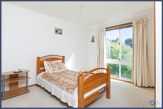 Bedroom 1 (2012-10-24)