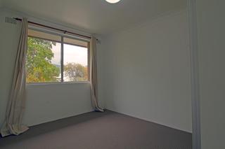 7/9 Campbell Street Wollongong - Bedroom (2015-11-20)