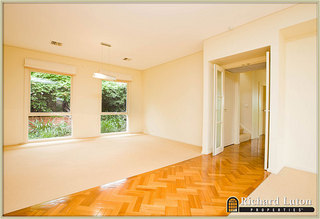 Dining Room (2010-12-09)