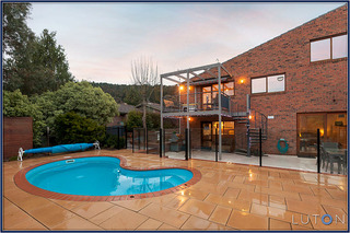 Swimming Pool (2013-08-06)