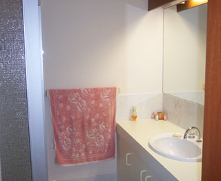 Ensuite (2004-11-18)