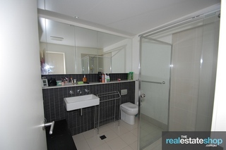 Ensuite (2011-08-17)