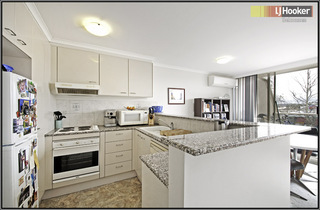 Kitchen (2011-07-28)