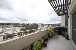 Balcony (2010-09-15)